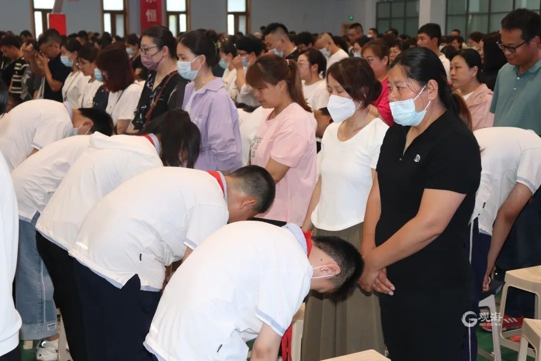 青岛中学英文_青岛中学英语于娜_青岛中学英语于娜老师简历