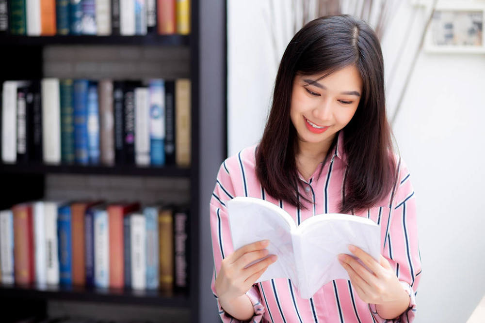 女孩学商务英语好就业吗,前景怎么样