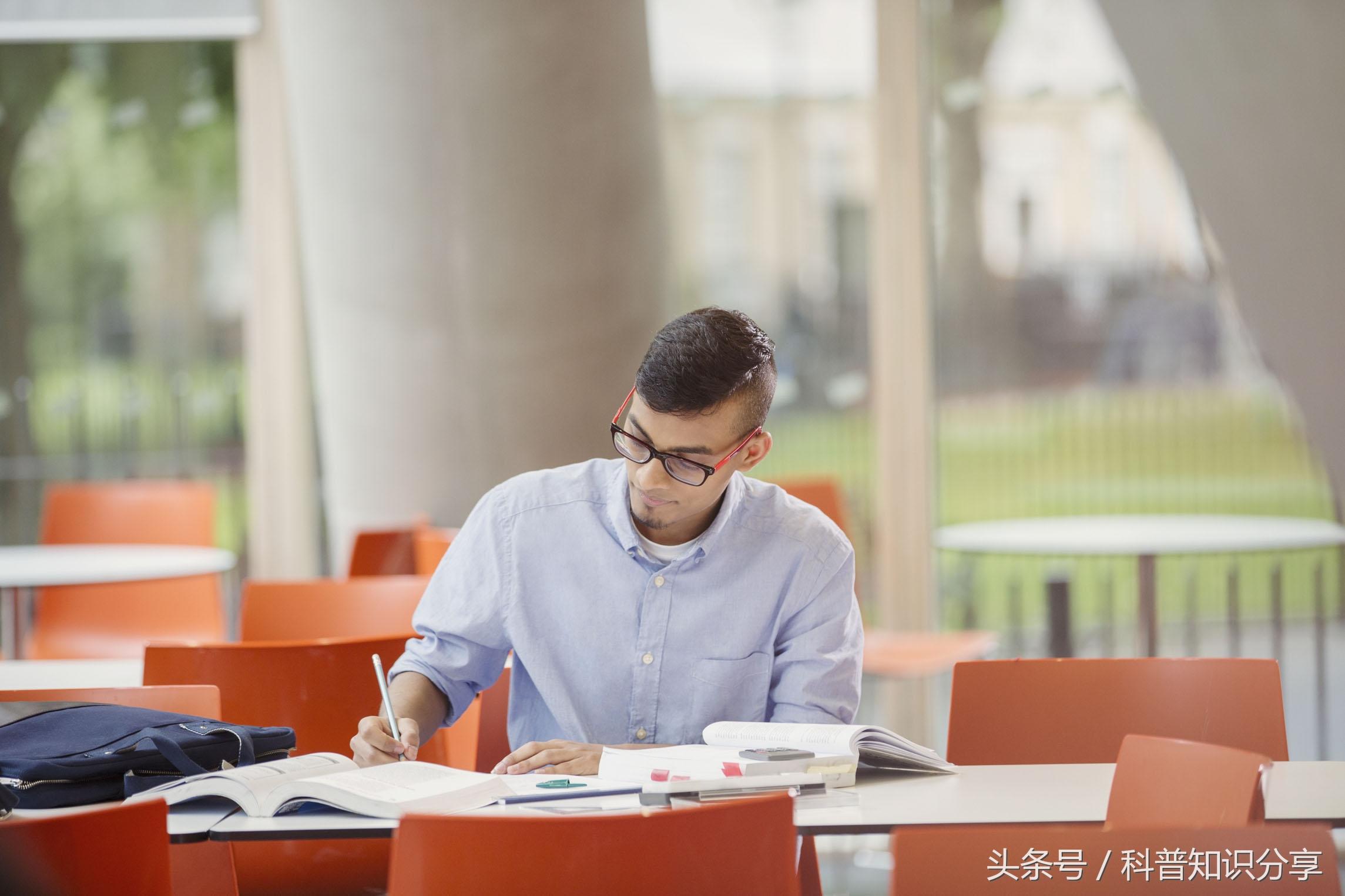 法国留学的英语_法国留学有英语授课吗_法国留学英语