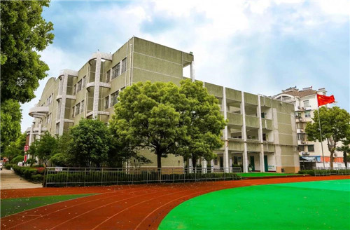 山区学生英语_小学英语的山村_雨山区小学英语