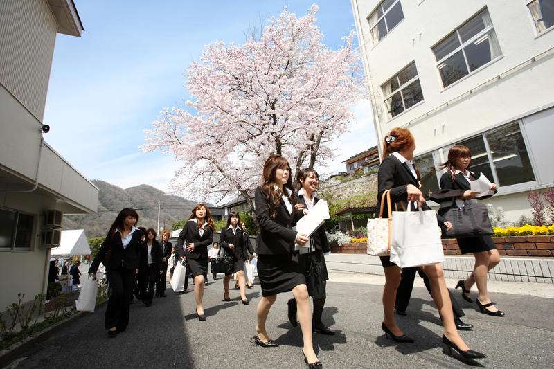 日本留学有英语培训吗吗_日本留学英语授课_留学日语培训机构